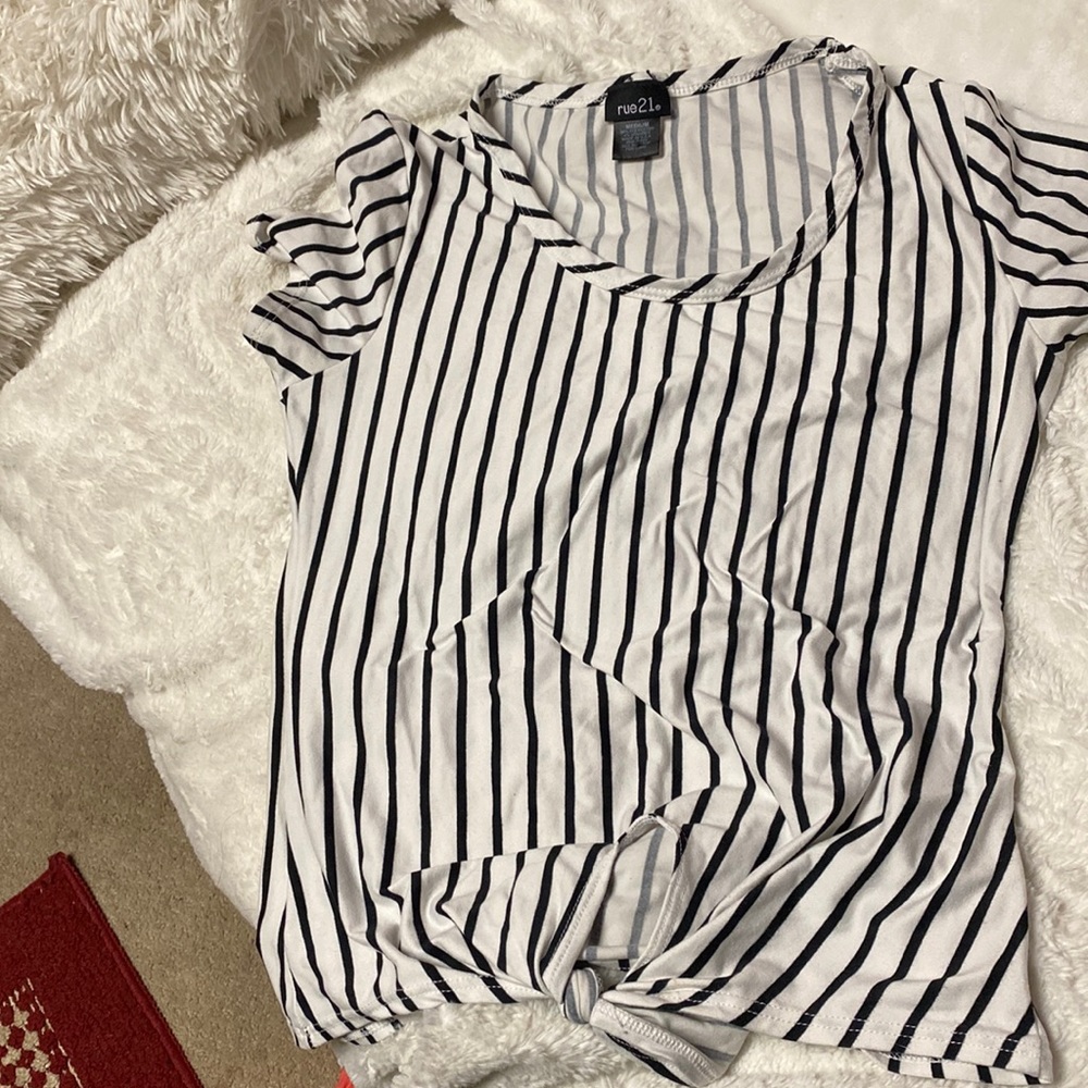 Stripped due 21 short sleeve shirt